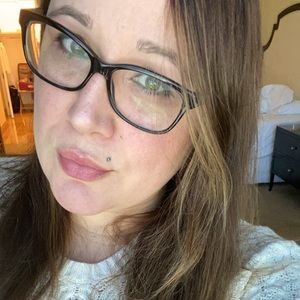 Meet your Posher, Miranda